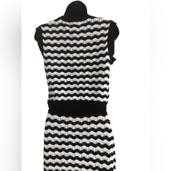 Jessica Simpson 2pc black white crochet look sleeveless top and midi skirt set - Picture 3 of 8